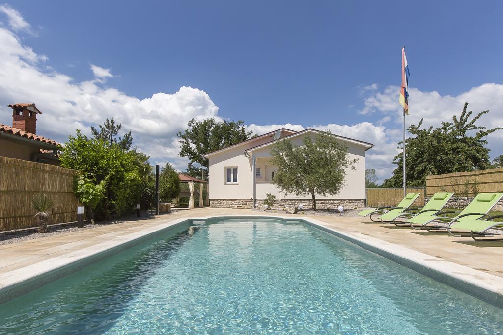 Villa Luka Nedescina Ngoại thất bức ảnh